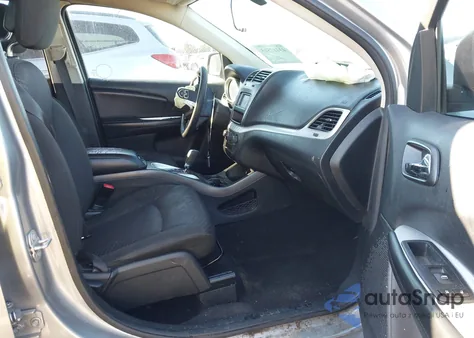 2019 Dodge Journey Se из США, поврежденный, VIN 3C4PDCBB0KT863583